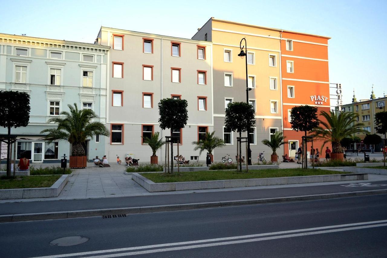 Hotel Piast Nysa Eksteriør bilde