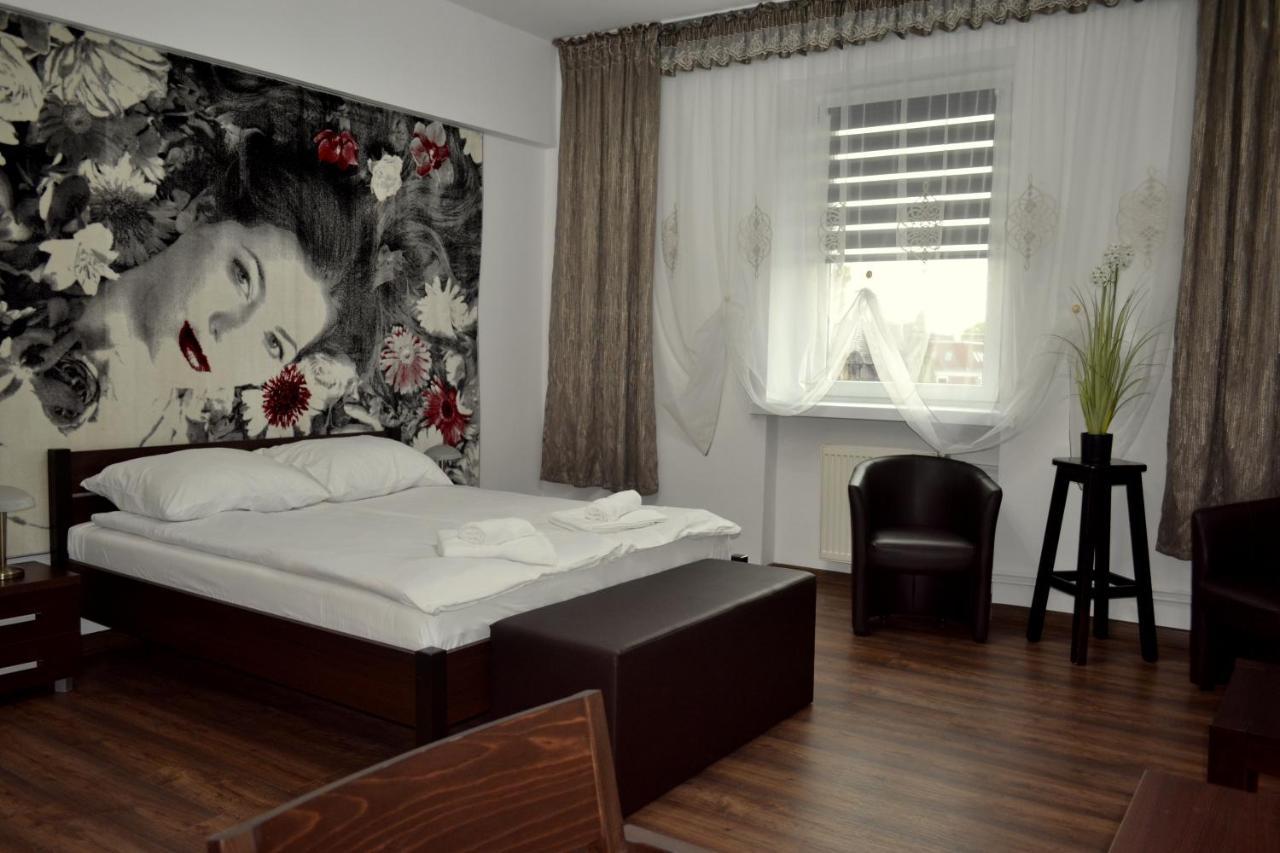 Hotel Piast Nysa Eksteriør bilde
