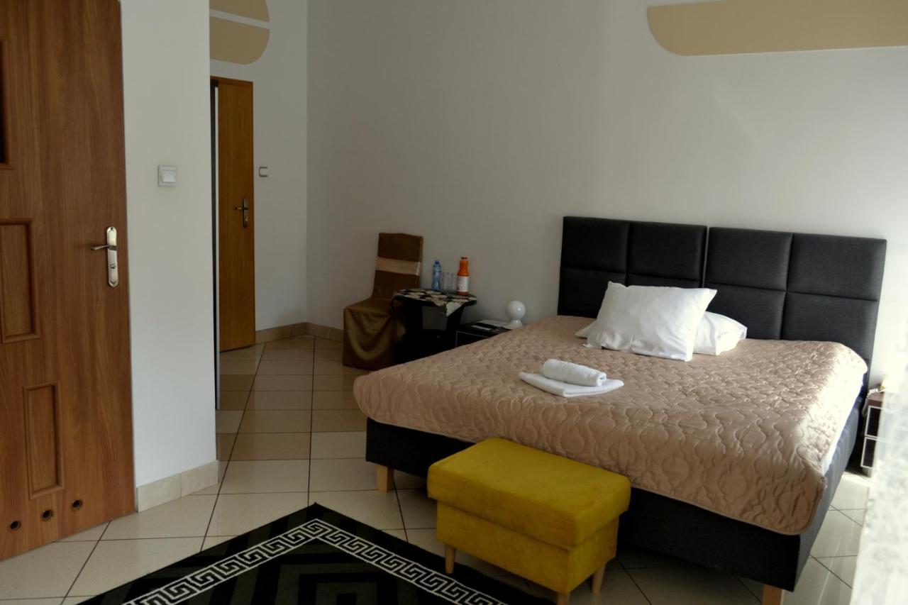 Hotel Piast Nysa Eksteriør bilde